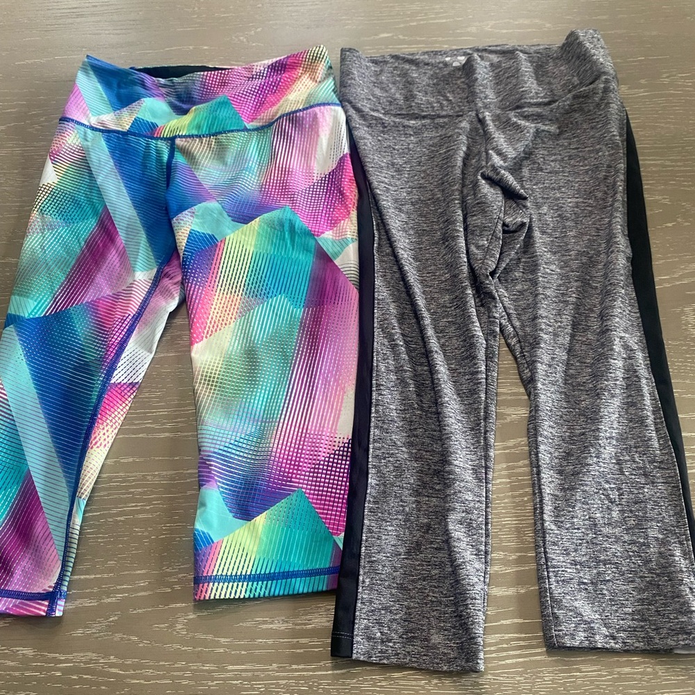 VSX And PINK Multicolor and Gray Cropped Leggings Bundle